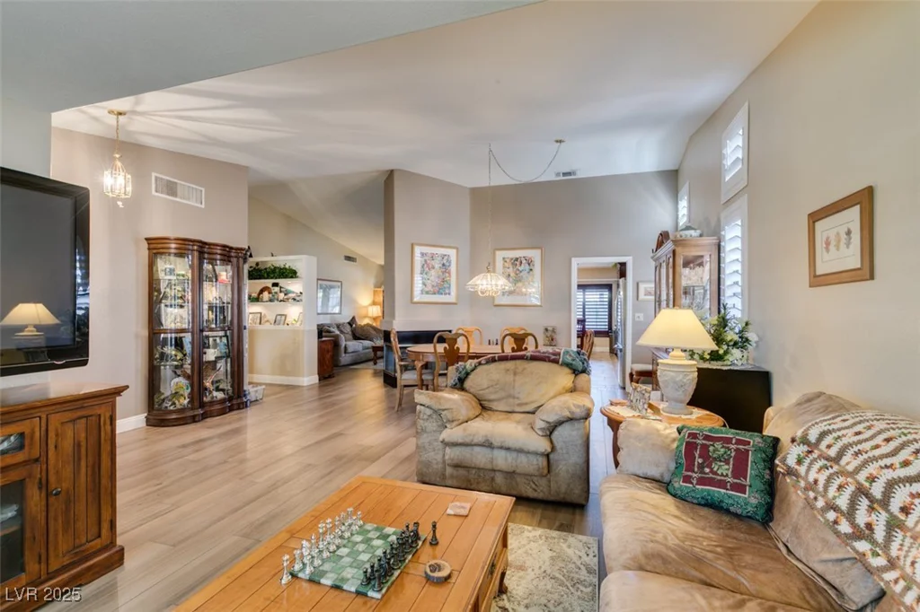 4004 Nancy Margarite, Las Vegas, NV 89130