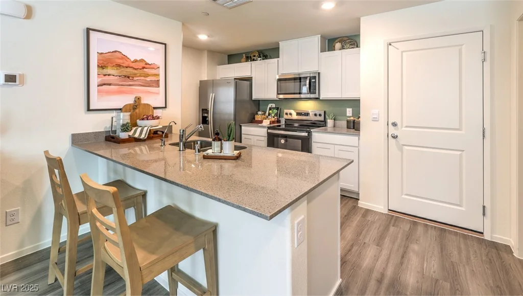 9330 Soothing Sea, Las Vegas, NV 89178