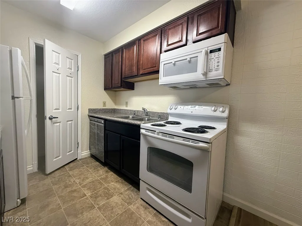 2606 Durango, Las Vegas, NV 89117
