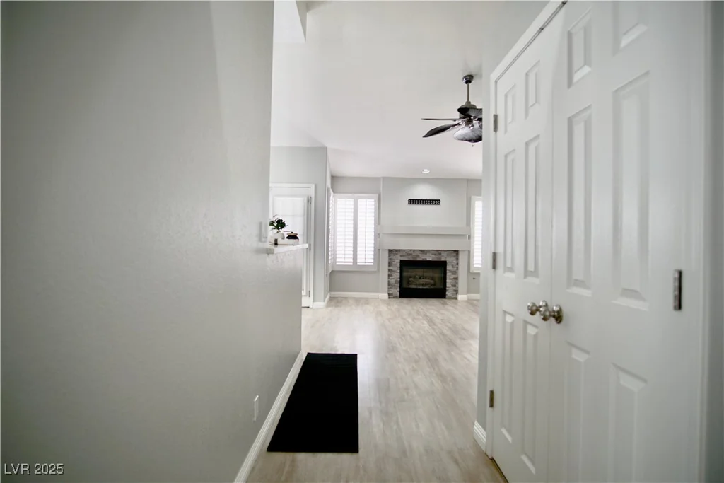 1171 Middleriver, Las Vegas, NV 89123