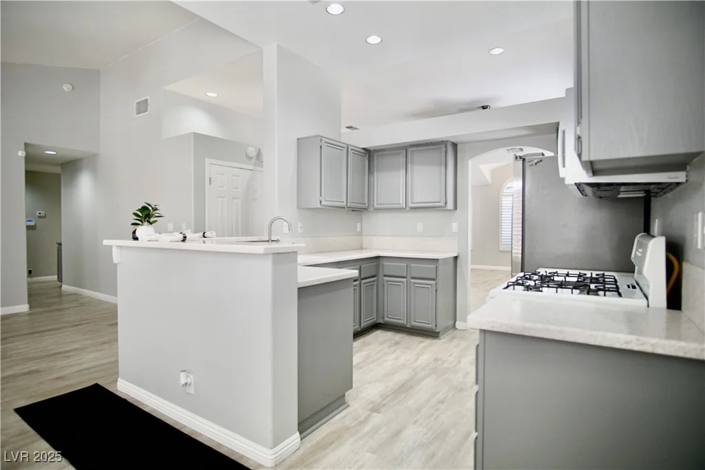 1171 Middleriver, Las Vegas, NV 89123