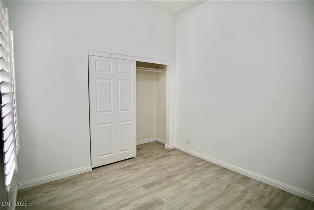 1171 Middleriver, Las Vegas, NV 89123