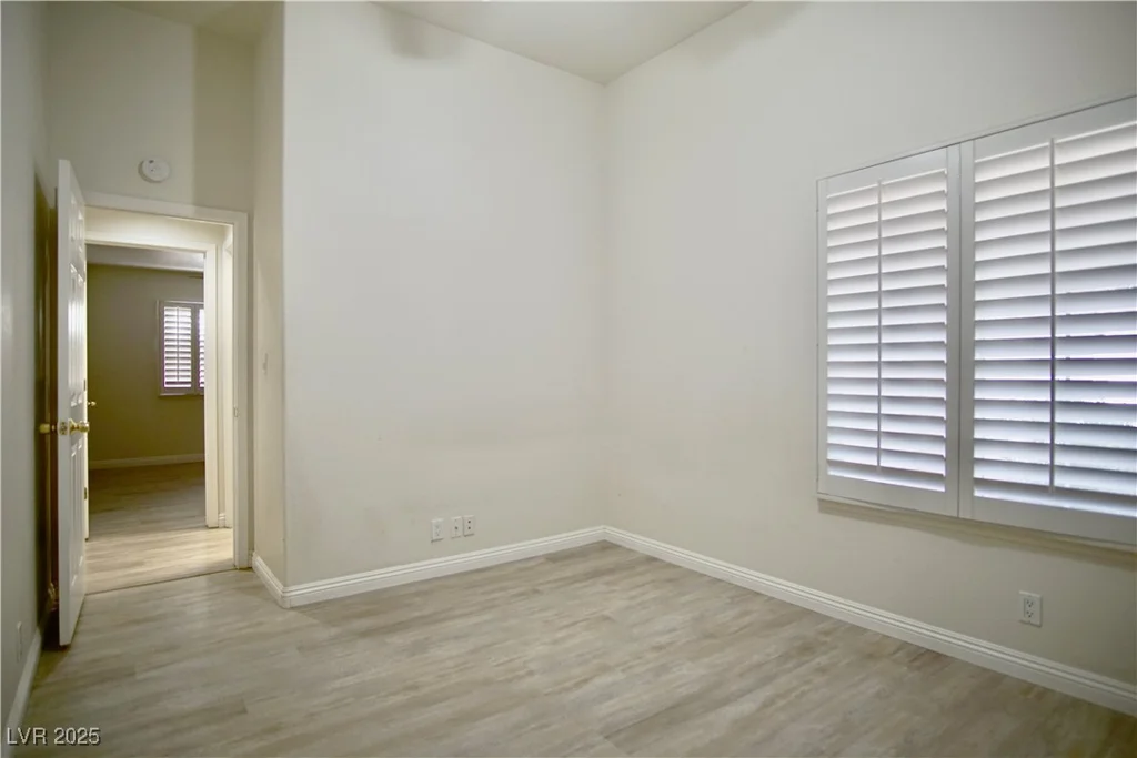 1171 Middleriver, Las Vegas, NV 89123