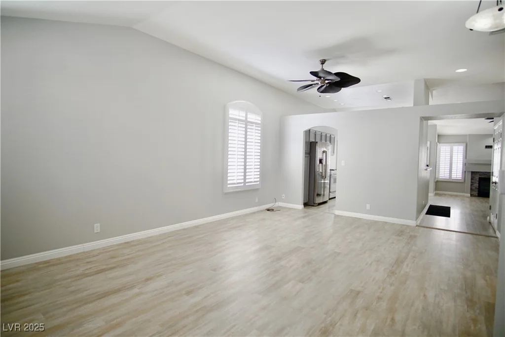 1171 Middleriver, Las Vegas, NV 89123