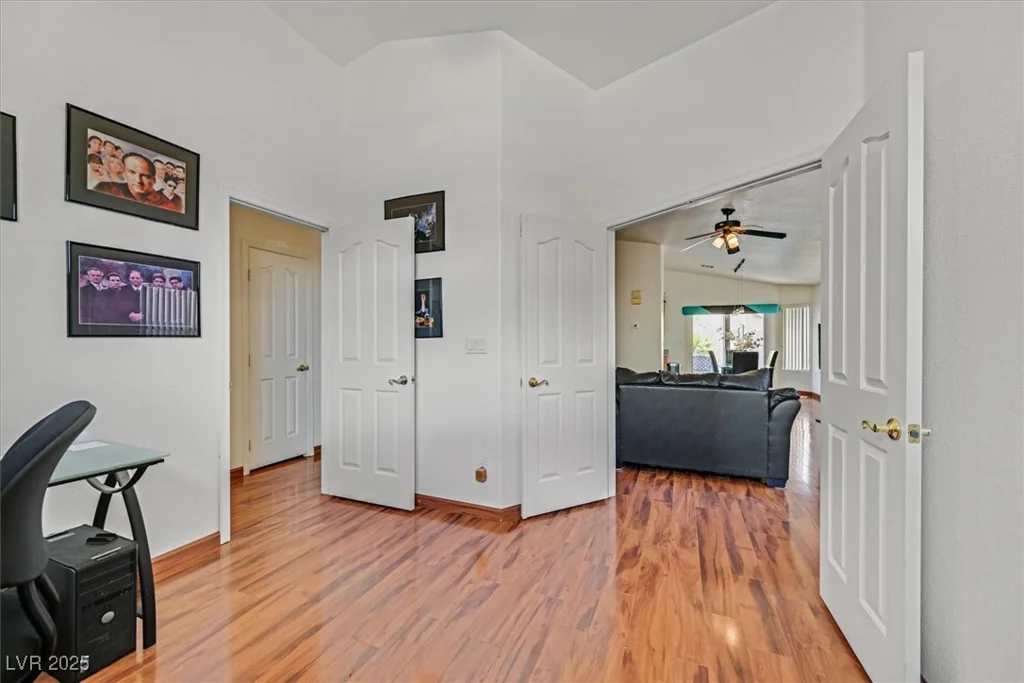 851 Offerman, Las Vegas, NV 89123