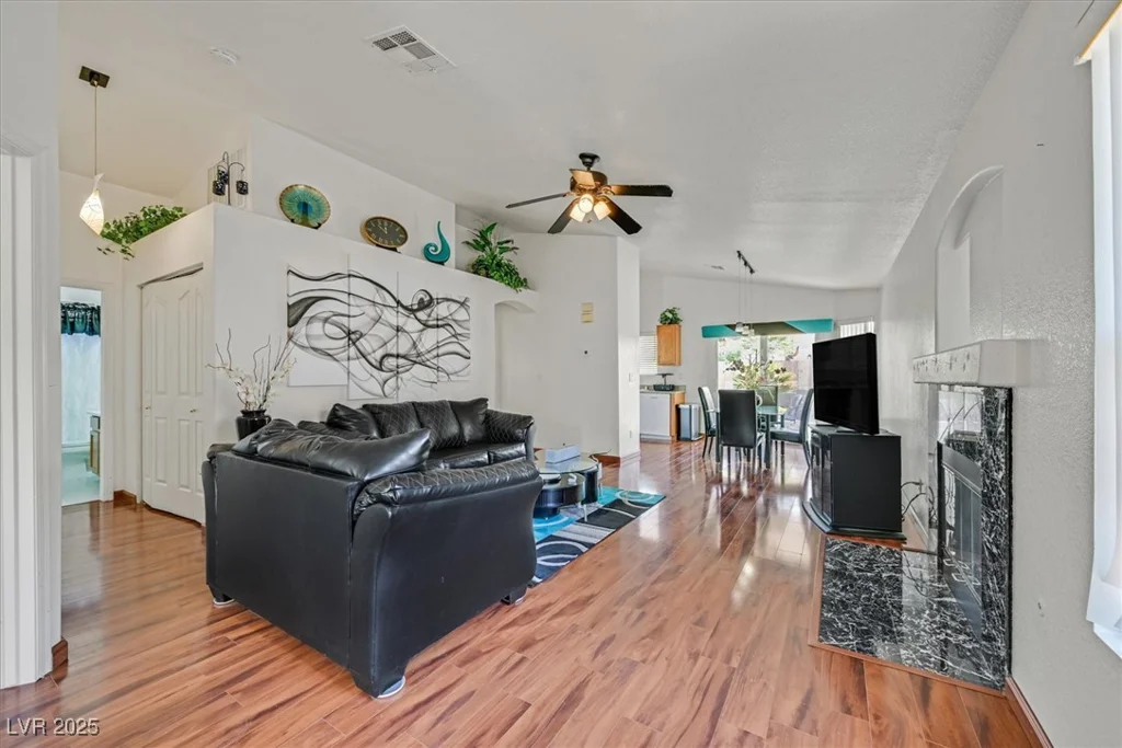 851 Offerman, Las Vegas, NV 89123