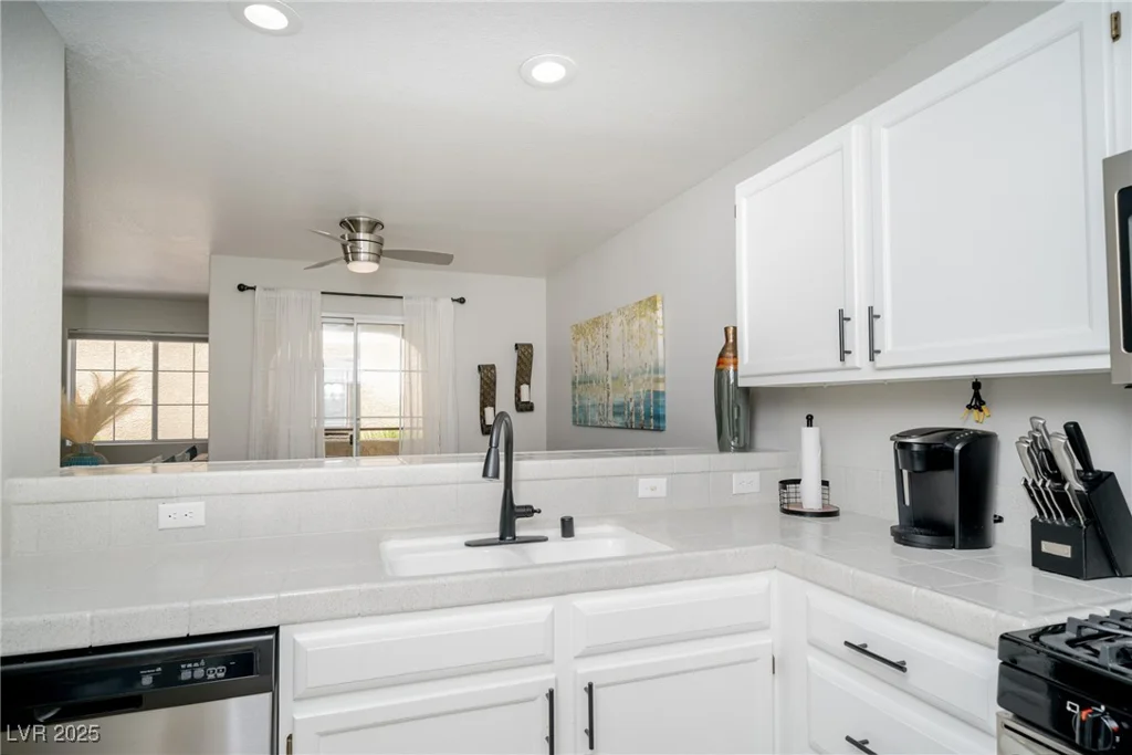 7950 Flamingo, Las Vegas, NV 89147