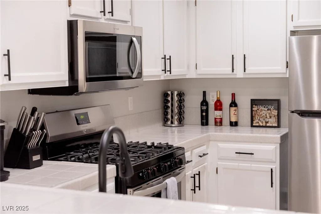 7950 Flamingo, Las Vegas, NV 89147