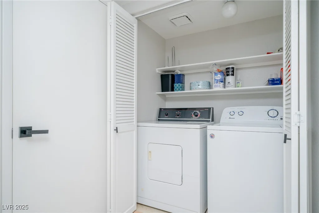 7950 Flamingo, Las Vegas, NV 89147