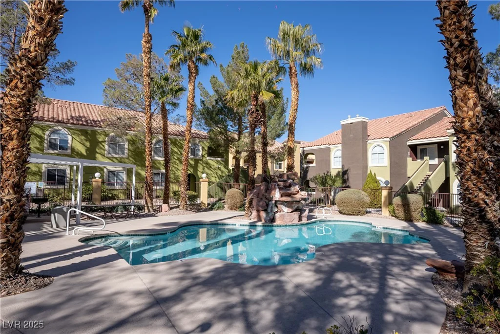 7950 Flamingo, Las Vegas, NV 89147