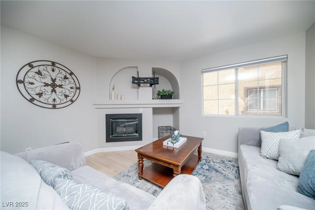 7950 Flamingo, Las Vegas, NV 89147