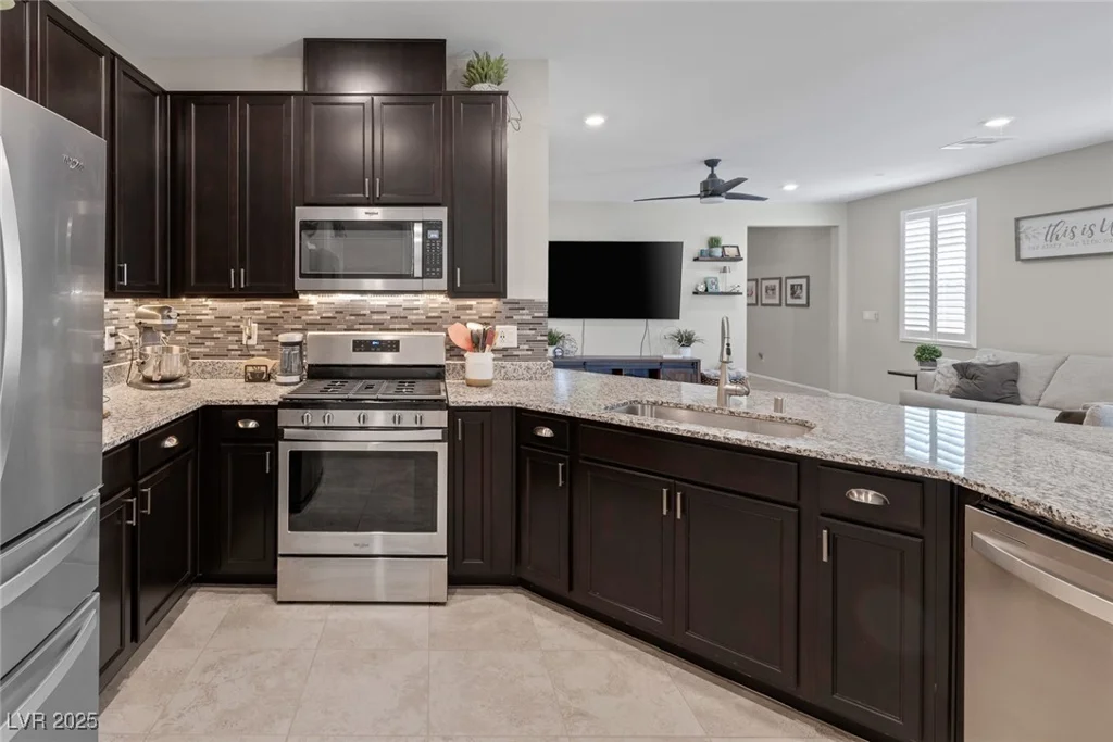 2827 Turnstone Ridge, Henderson, NV 89044