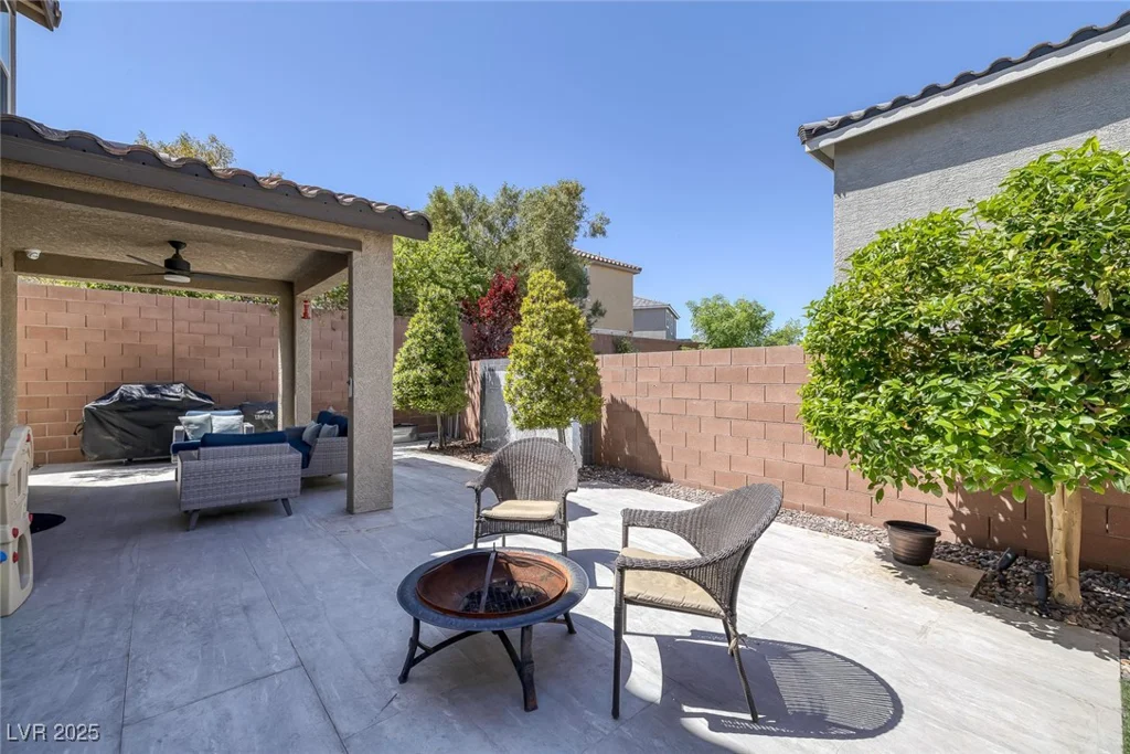 2827 Turnstone Ridge, Henderson, NV 89044