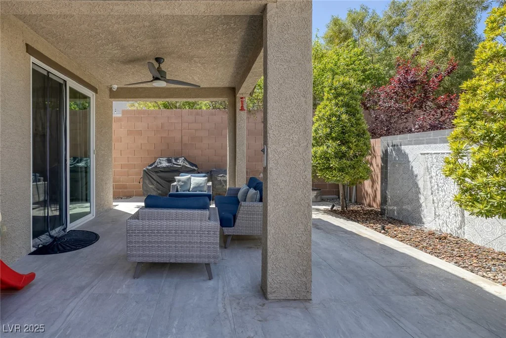 2827 Turnstone Ridge, Henderson, NV 89044