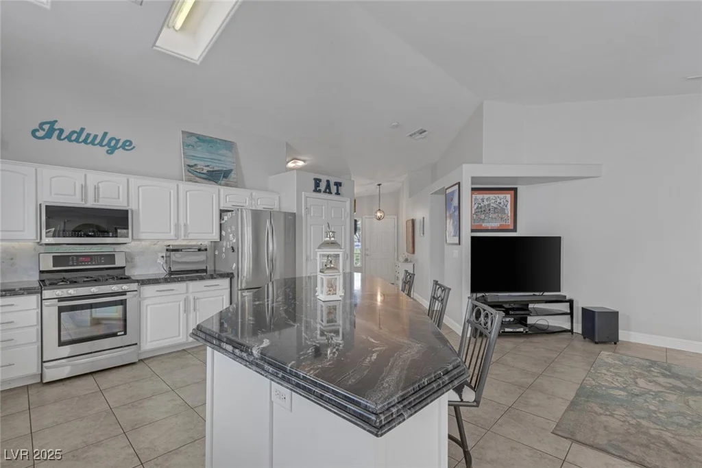 5205 Molveno, Las Vegas, NV 89130