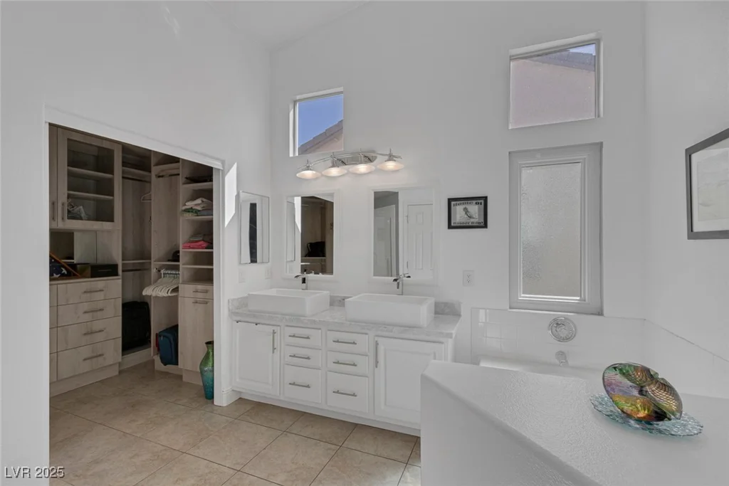 5205 Molveno, Las Vegas, NV 89130