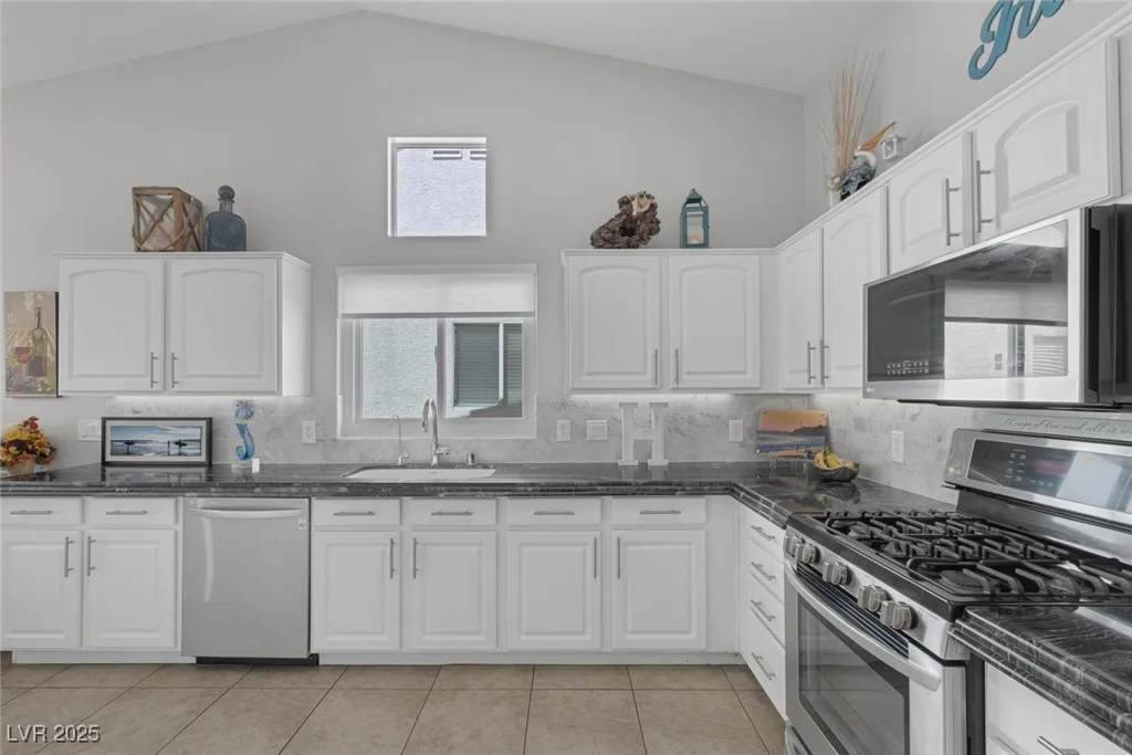 5205 Molveno, Las Vegas, NV 89130
