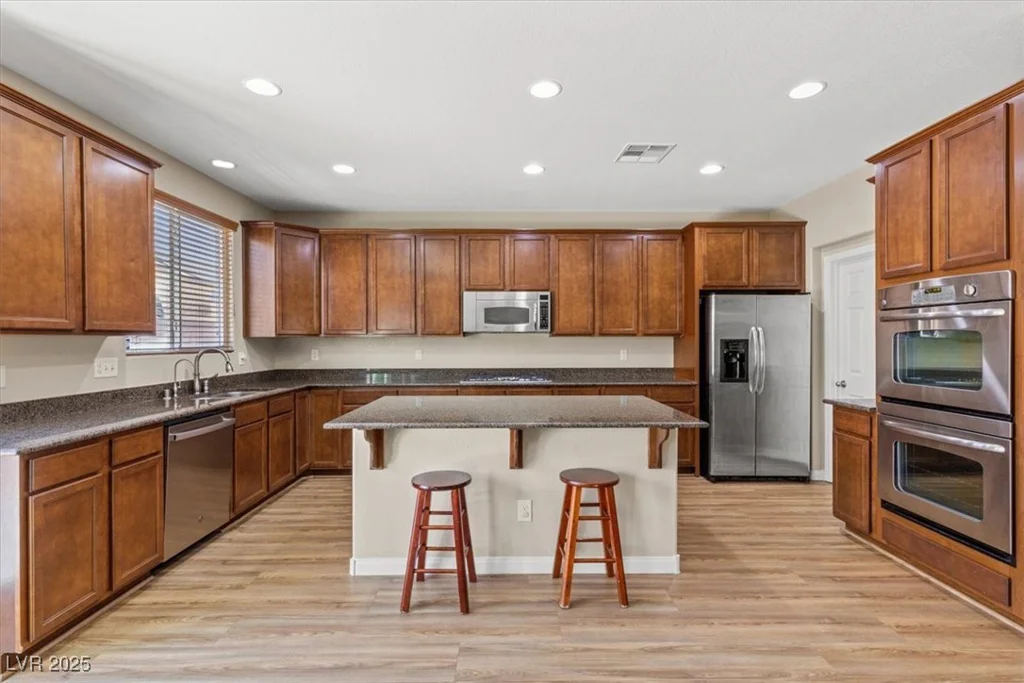 8140 Redbud Vine, North Las Vegas, NV 89085