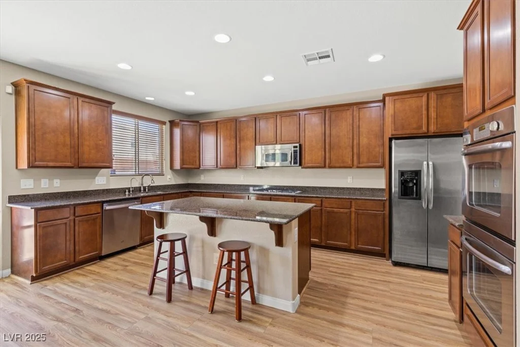 8140 Redbud Vine, North Las Vegas, NV 89085