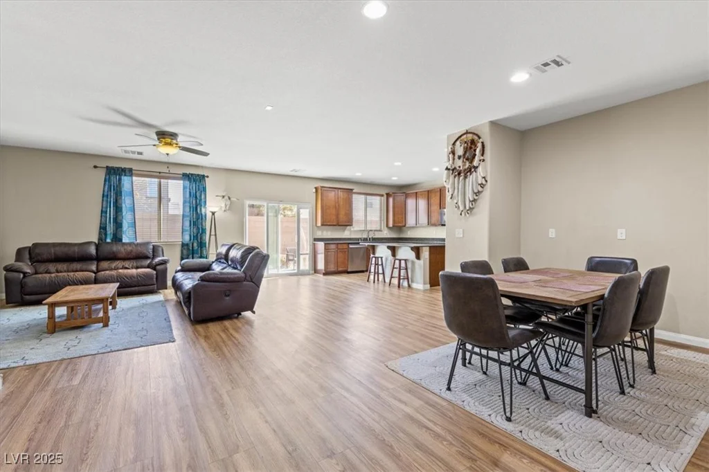 8140 Redbud Vine, North Las Vegas, NV 89085