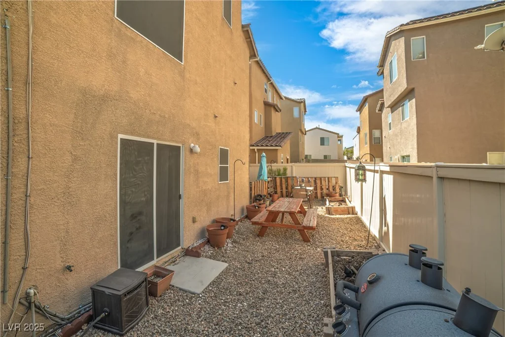 10331 Ladybug Bend, Las Vegas, NV 89183