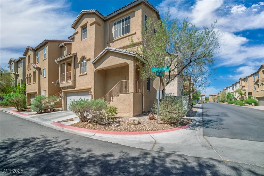 10331 Ladybug Bend, Las Vegas, NV 89183