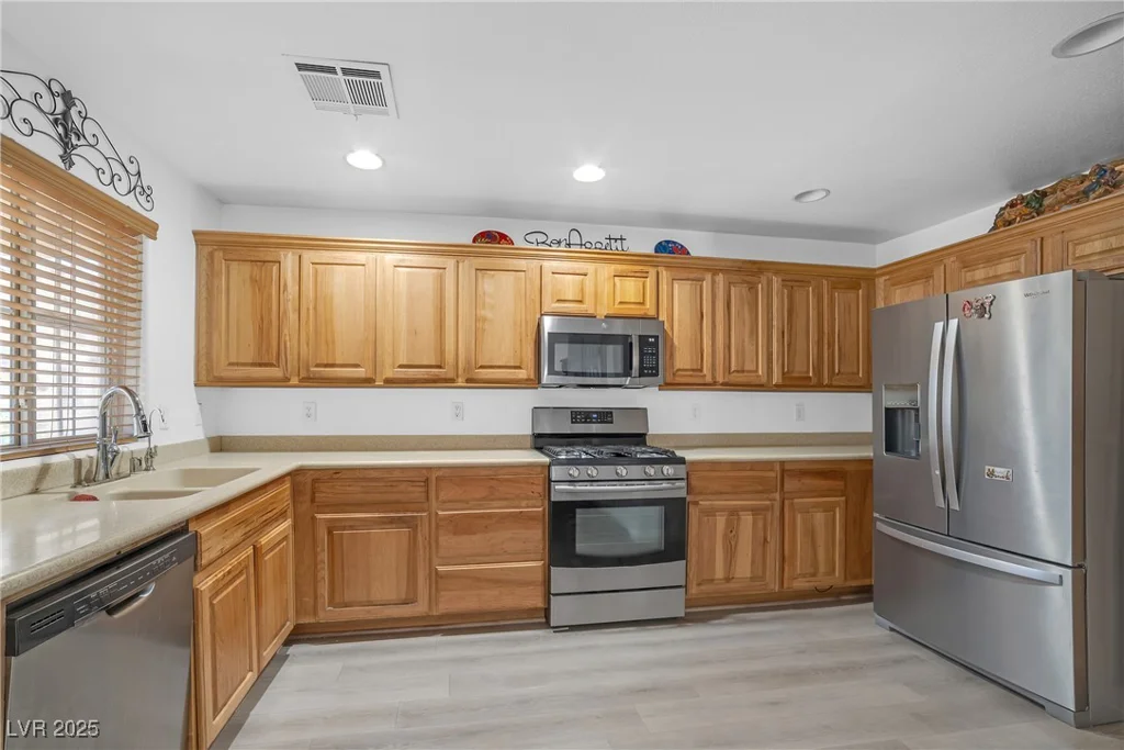 10331 Ladybug Bend, Las Vegas, NV 89183