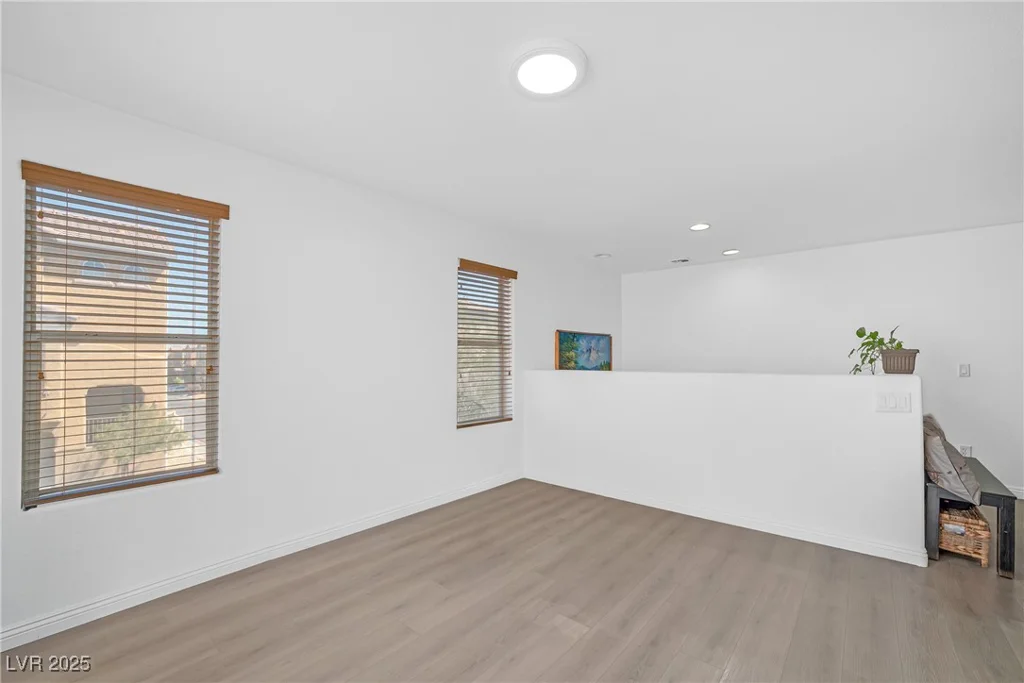 10331 Ladybug Bend, Las Vegas, NV 89183