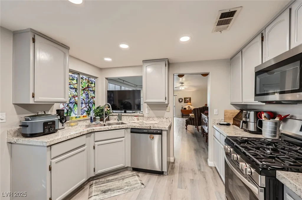 314 Abbington, Henderson, NV 89074
