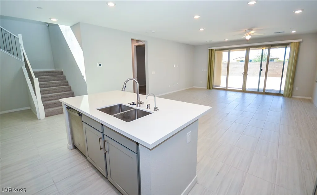 12101 Arrebol, Las Vegas, NV 89138