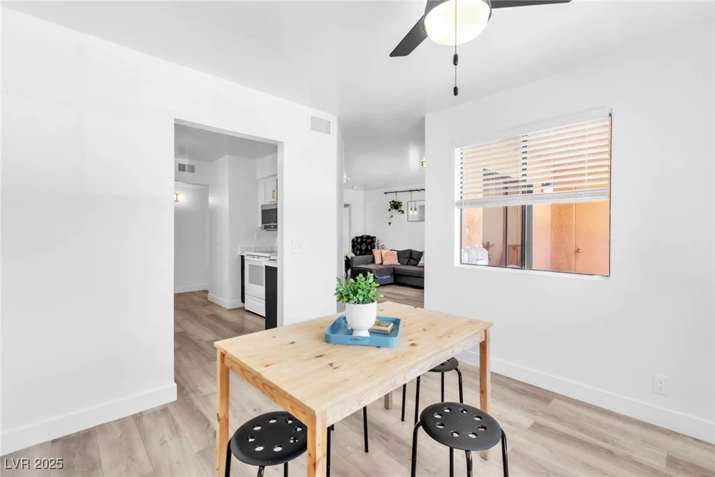 3151 Soaring Gulls, Las Vegas, NV 89128