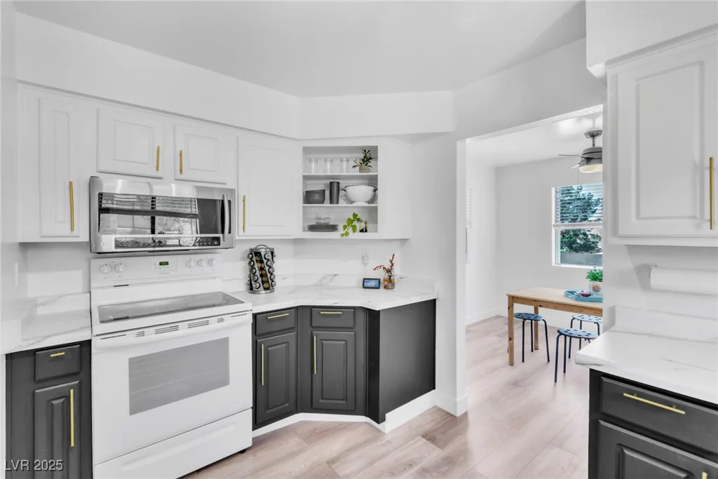 3151 Soaring Gulls, Las Vegas, NV 89128