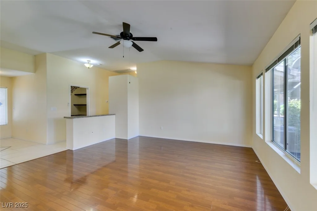 2078 Joy Creek, Henderson, NV 89012