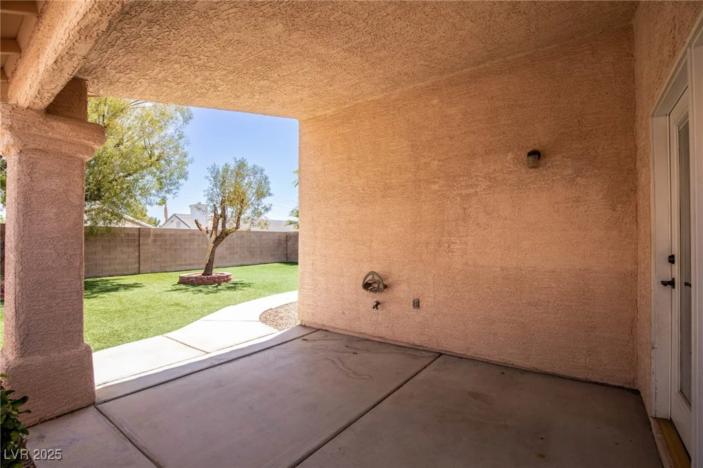 1920 Quail Point, Las Vegas, NV 89117