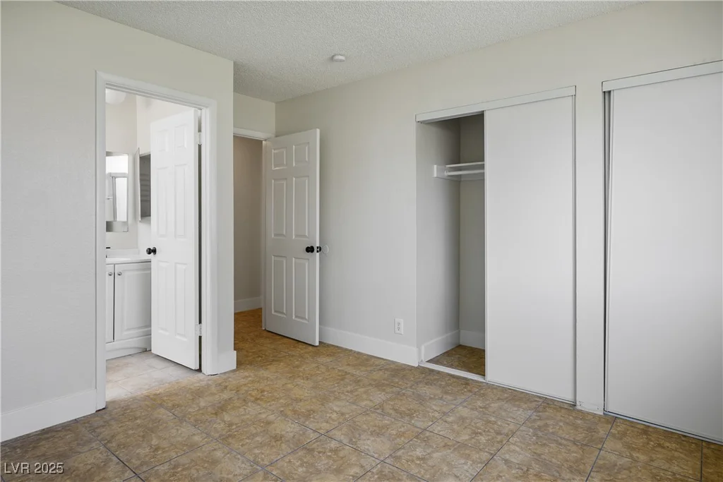 117 Palisade, Las Vegas, NV 89110