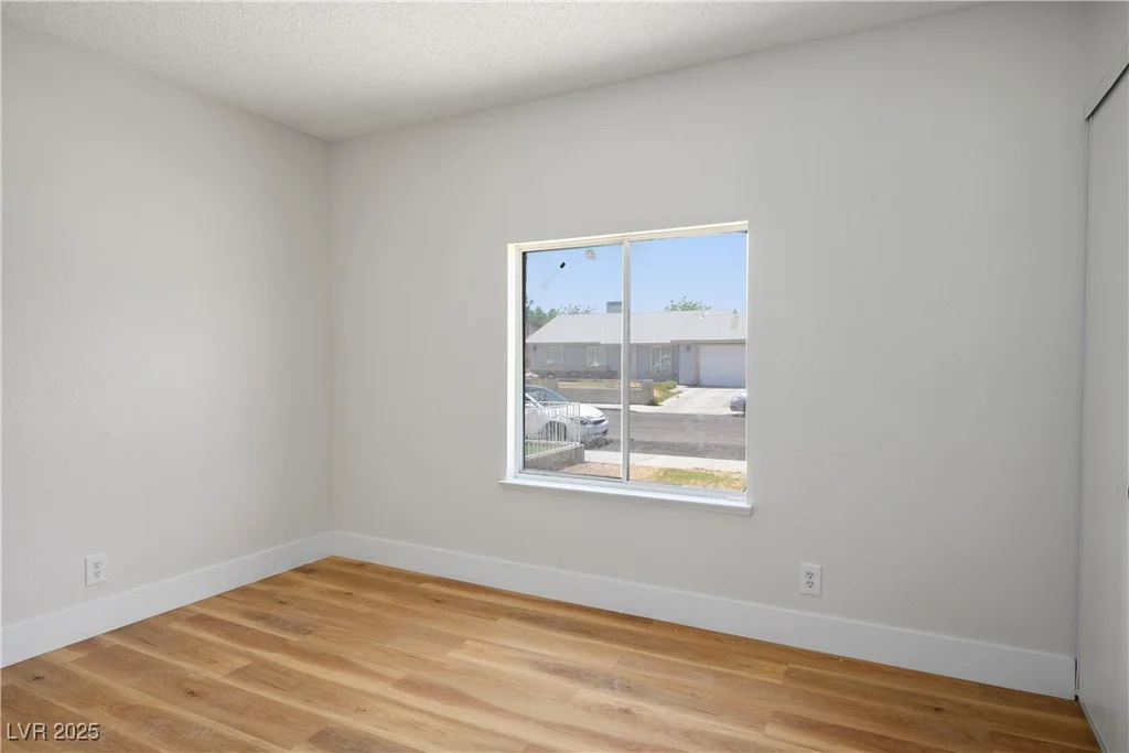 117 Palisade, Las Vegas, NV 89110