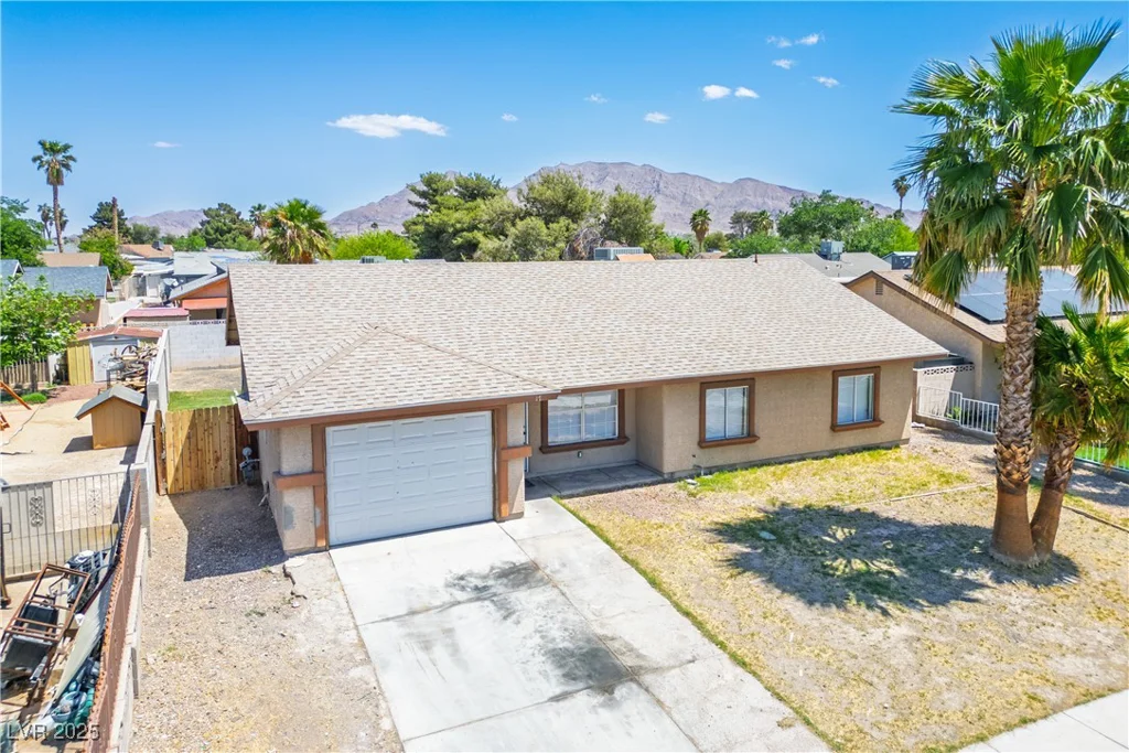 117 Palisade, Las Vegas, NV 89110
