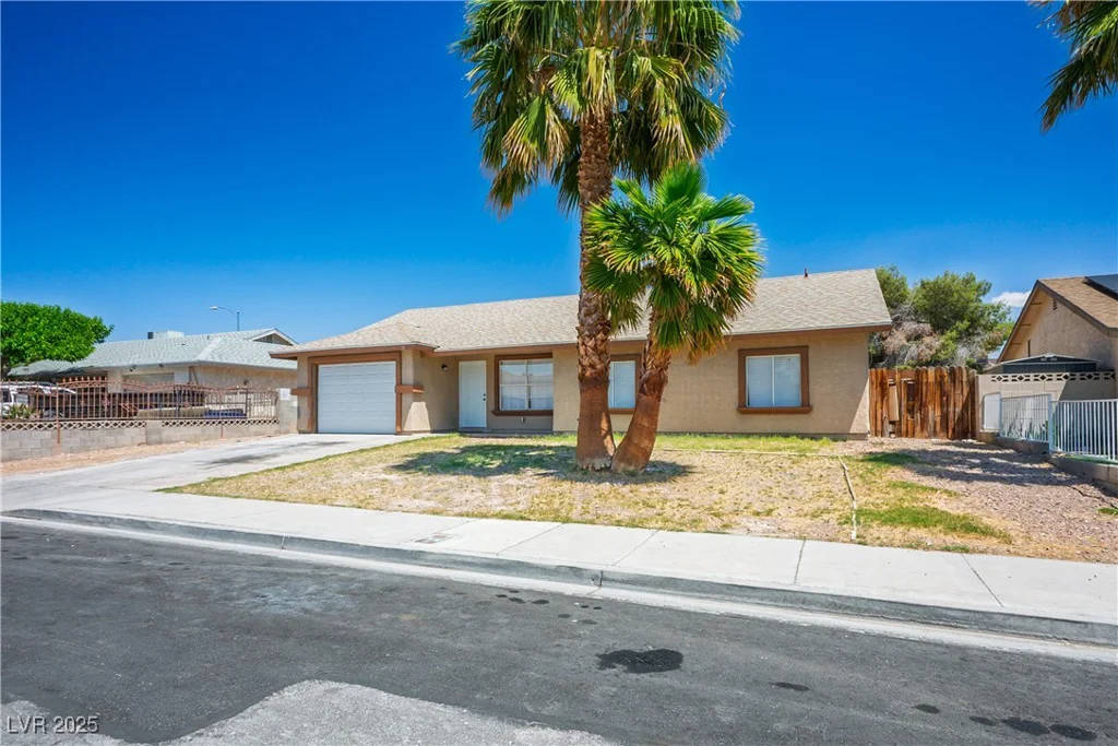 117 Palisade, Las Vegas, NV 89110