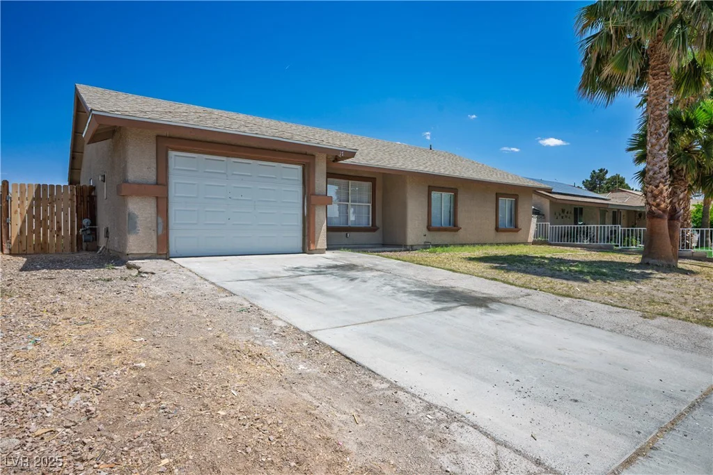 117 Palisade, Las Vegas, NV 89110