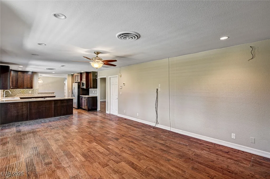 3753 Rosecrest, Las Vegas, NV 89121