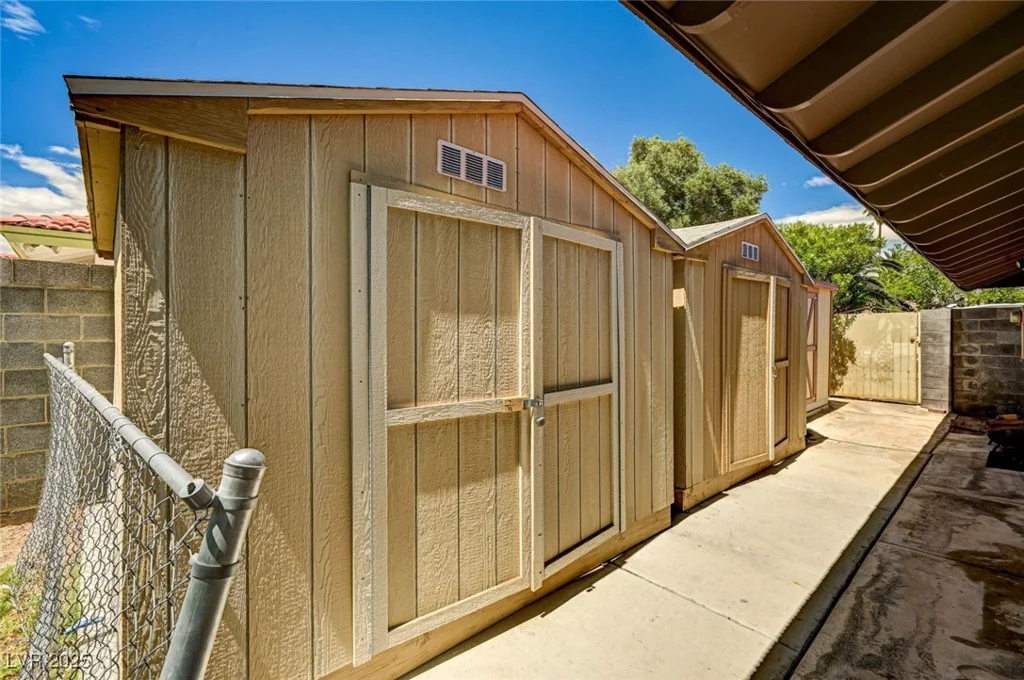 3753 Rosecrest, Las Vegas, NV 89121