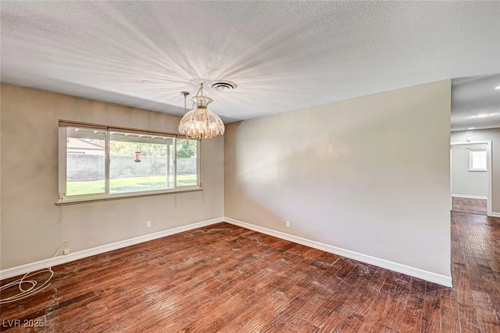 3753 Rosecrest, Las Vegas, NV 89121