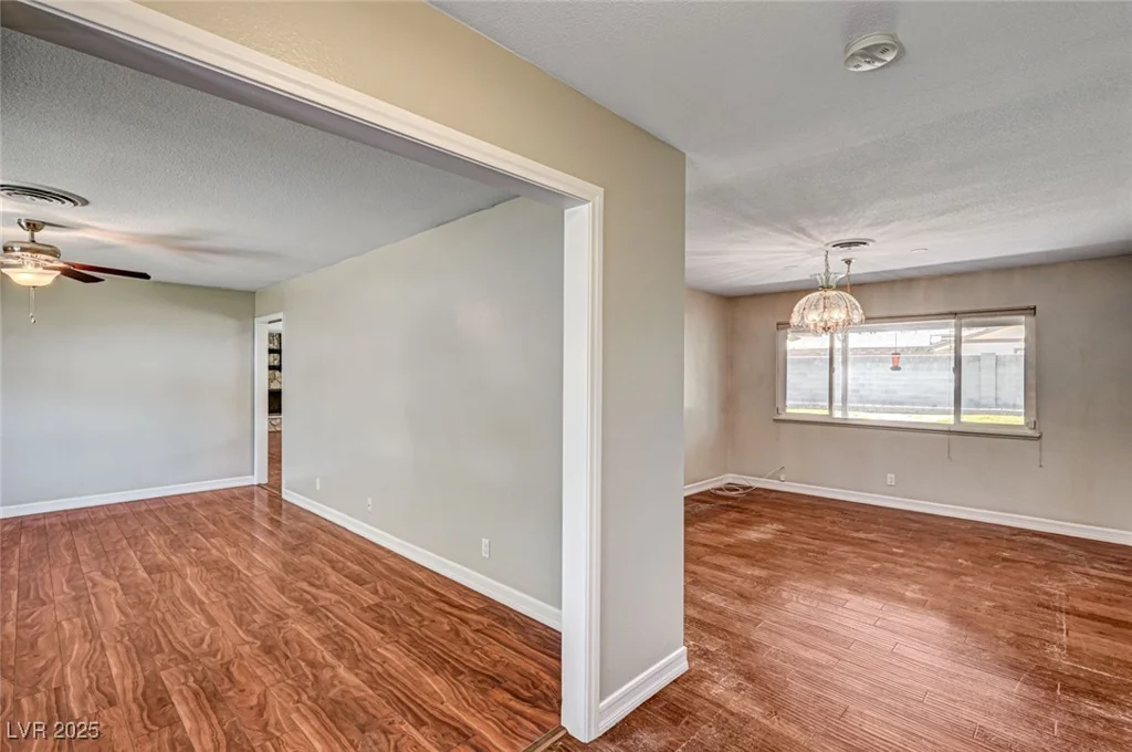 3753 Rosecrest, Las Vegas, NV 89121