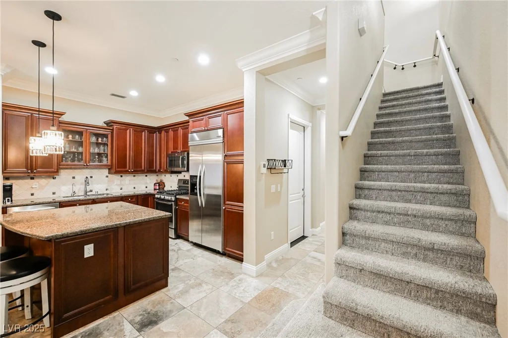 19 Via Visione, Henderson, NV 89011