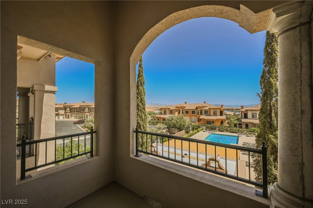 19 Via Visione, Henderson, NV 89011