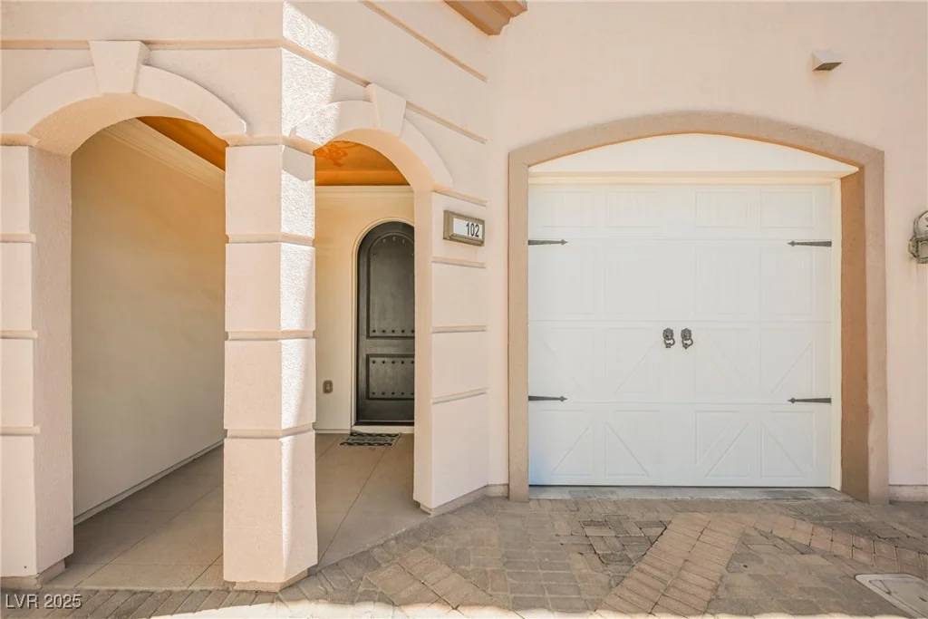 19 Via Visione, Henderson, NV 89011