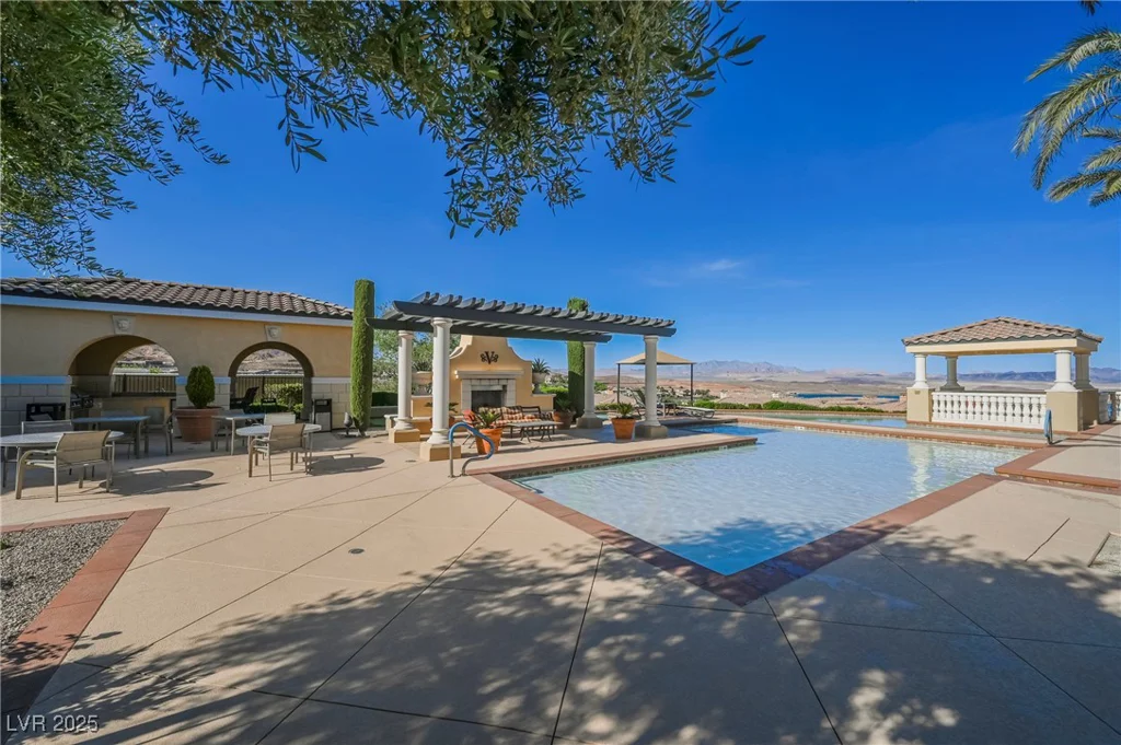 19 Via Visione, Henderson, NV 89011