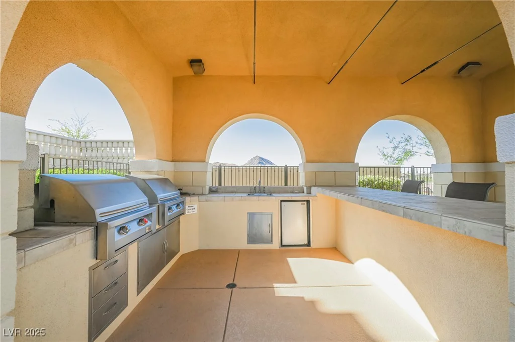 19 Via Visione, Henderson, NV 89011