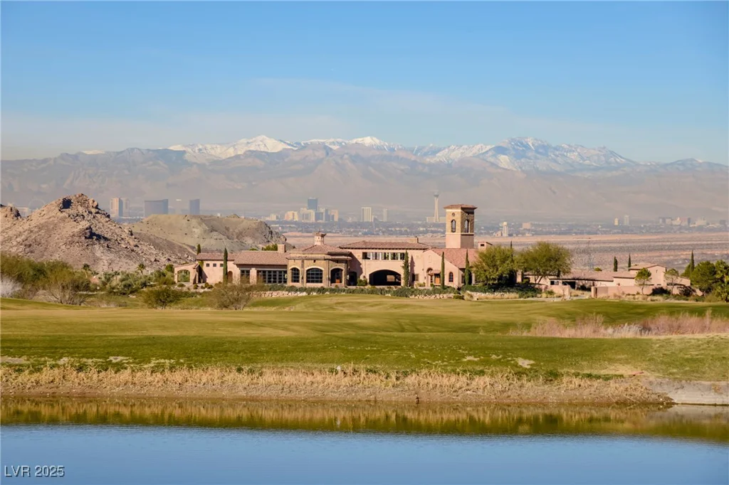 19 Via Visione, Henderson, NV 89011