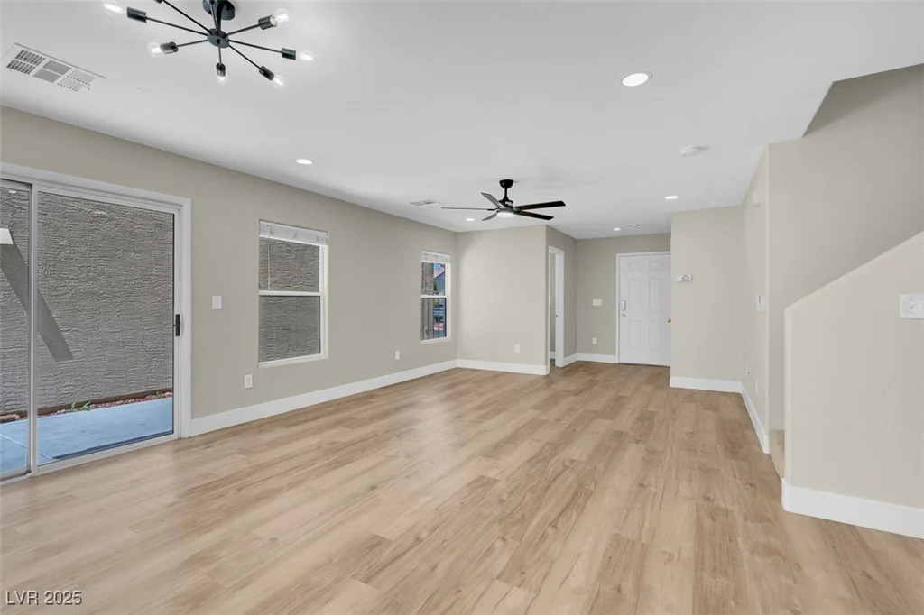 7241 Early Pioneer, Las Vegas, NV 89129